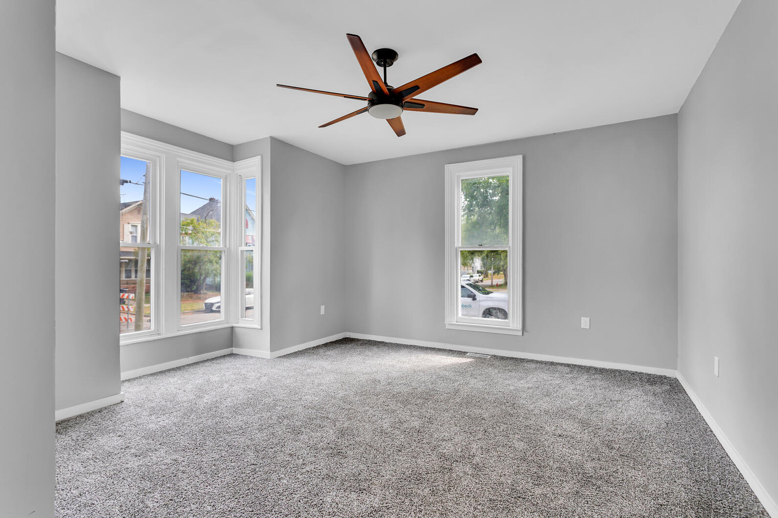 504 2nd Street Jackson, MI 49203 - Photo 16 of 38 0N0A1913
