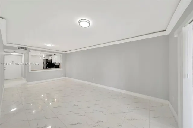 $225,000 | 871 Northeast 207th Terrace, Unit 4202, Miami, FL 33179