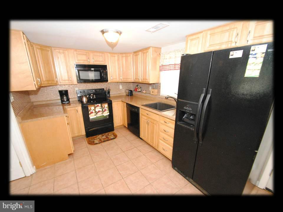 3909 Walters Road Edgewood, MD 21040 - Photo 8 of 26 FULLY UPDATED KITCHEN