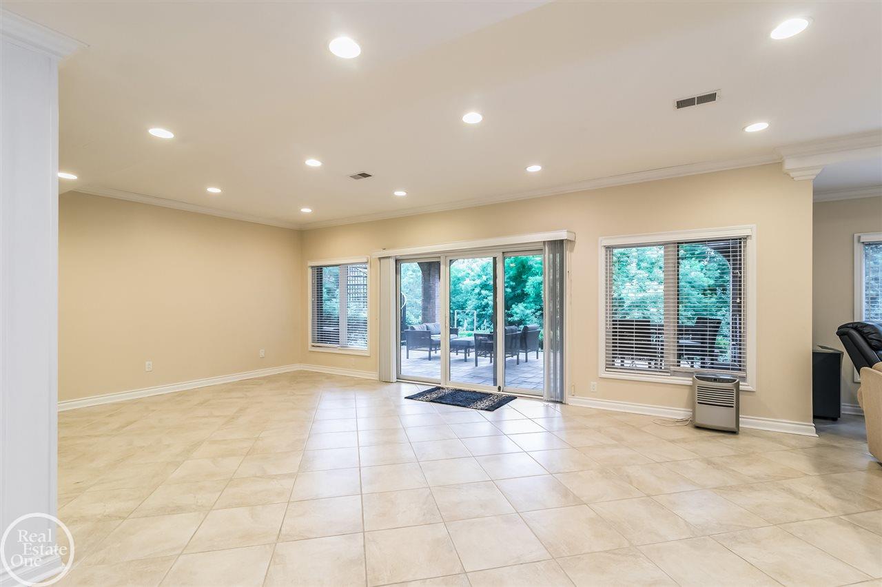 895 Quarry Drive Rochester Hills, MI 48306 - Photo 42 of 49