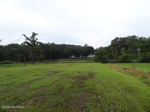 $89,900 | 10945 Highway 87, Jeanerette, LA 70544