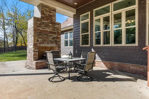 $834,900 | 472 Parker Road, Portland, TN 37148