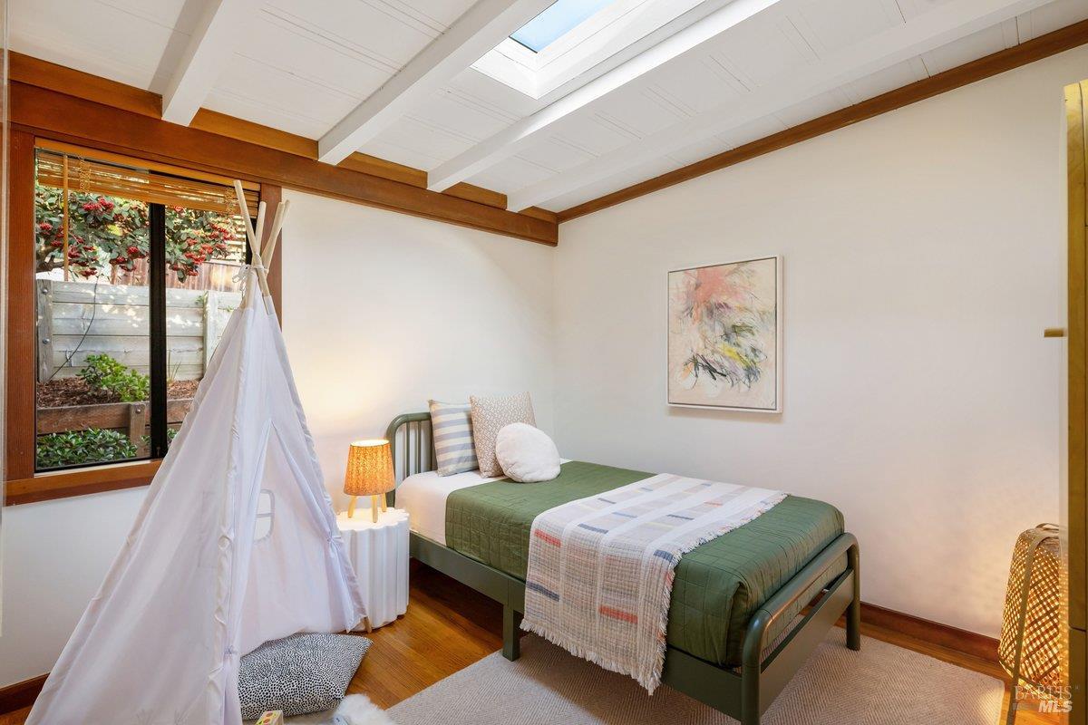 12 Alturas Way Mill Valley, CA 94941 - Photo 23 of 53