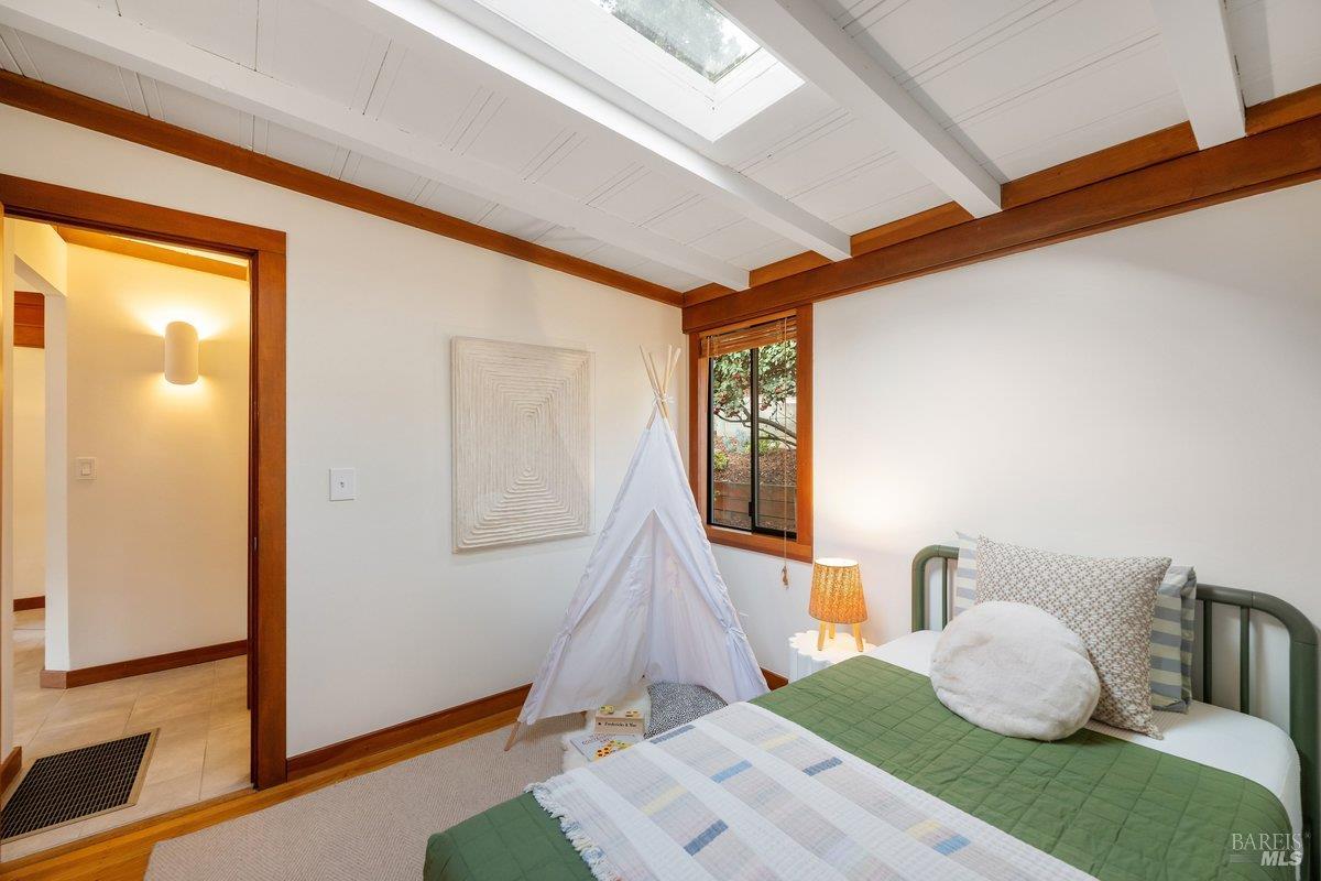 12 Alturas Way Mill Valley, CA 94941 - Photo 24 of 53