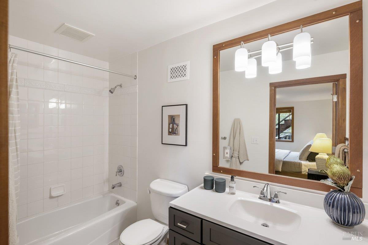 12 Alturas Way Mill Valley, CA 94941 - Photo 33 of 53