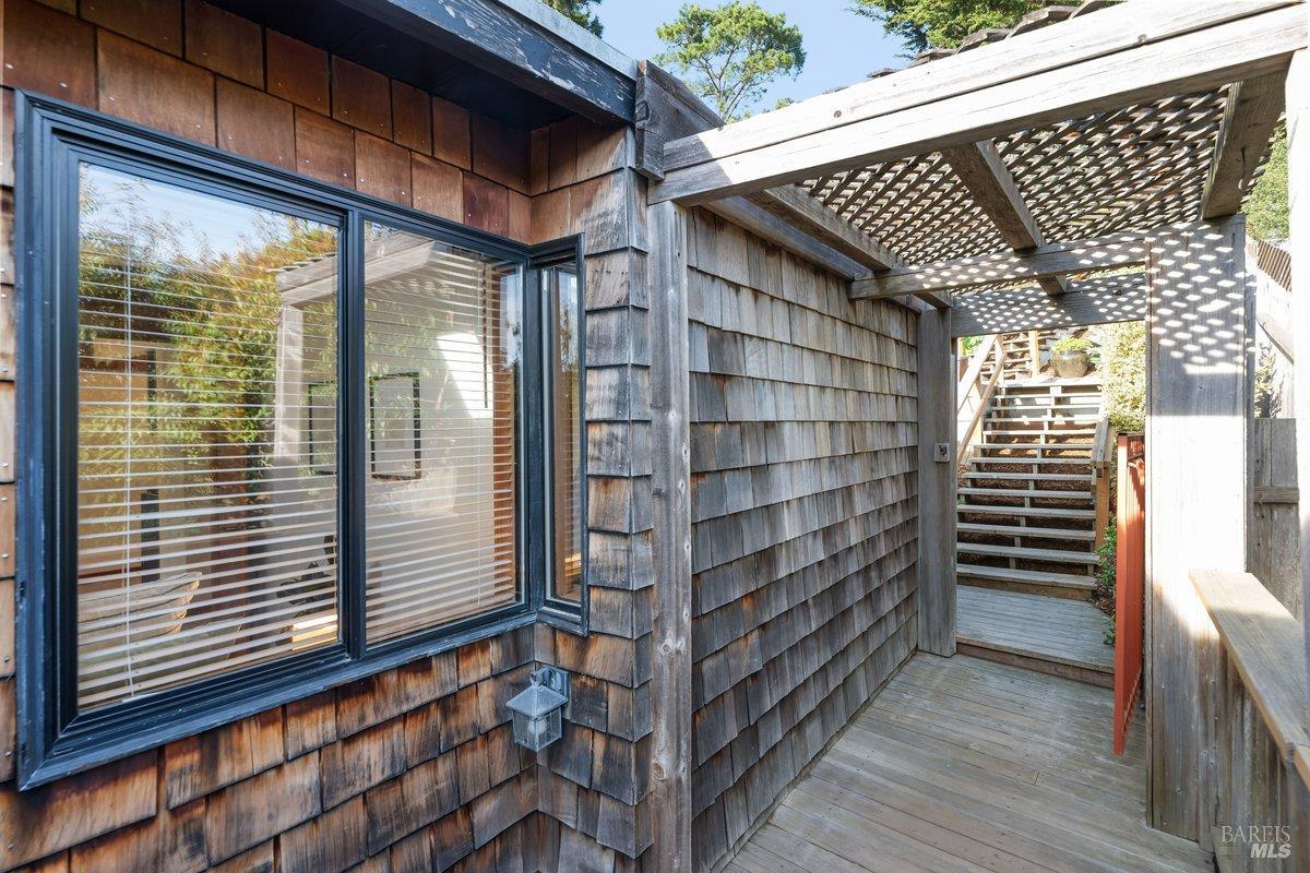 12 Alturas Way Mill Valley, CA 94941 - Photo 42 of 53