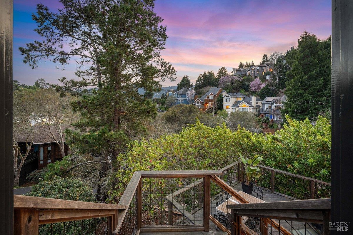 12 Alturas Way Mill Valley, CA 94941 - Photo 47 of 53
