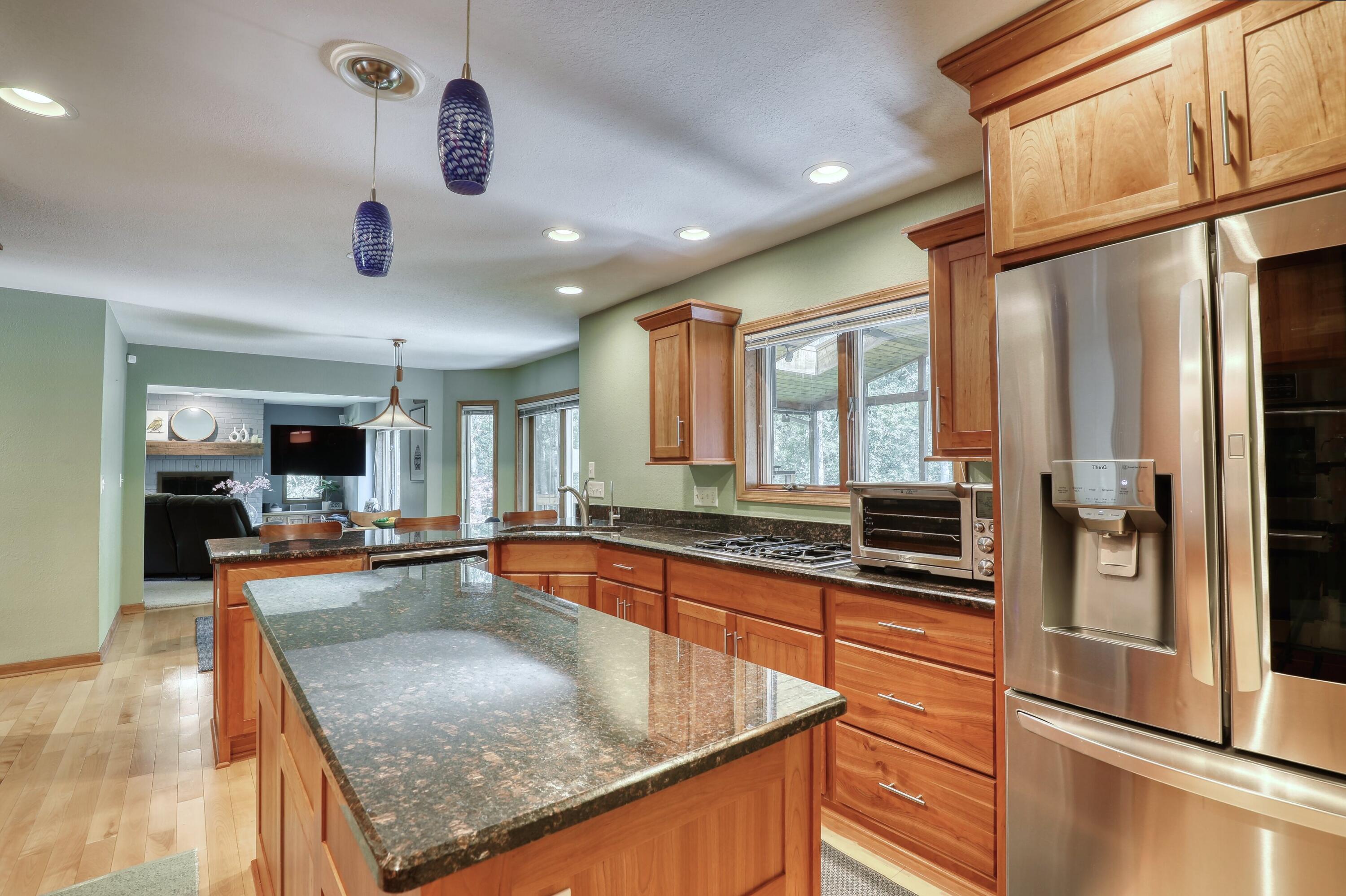1248 North Lost Woods Road Summit, WI 53066 - Photo 8 of 62 Kitchen