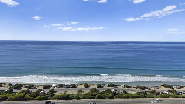 $3,995,000 | 6801 Embarcadero Lane, Carlsbad, CA 92011