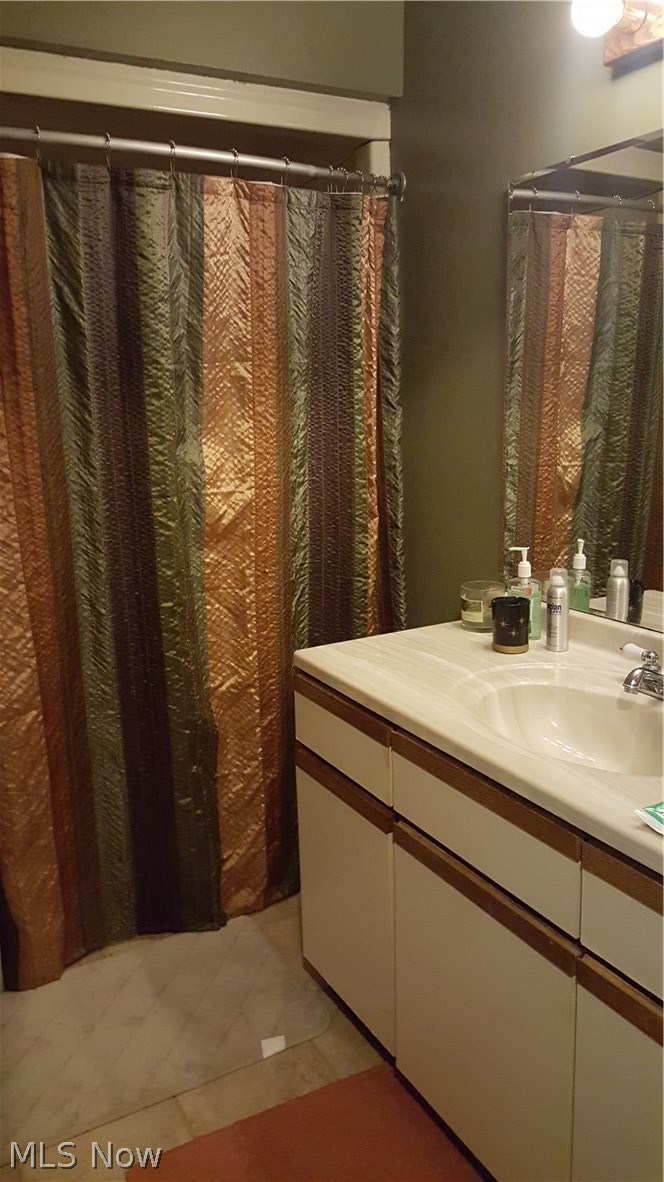 4660 Leffingwell Road Canfield, OH 44406 - Photo 10 of 25 Full Bath .