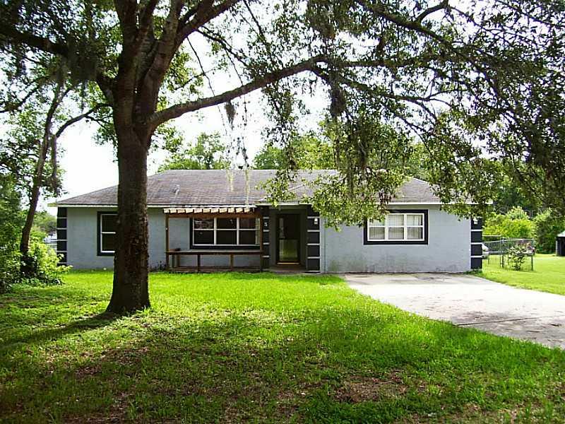 8 Bay Ridge Loop Mascotte, FL 34753 - Photo 1 of 1 Exterior Front