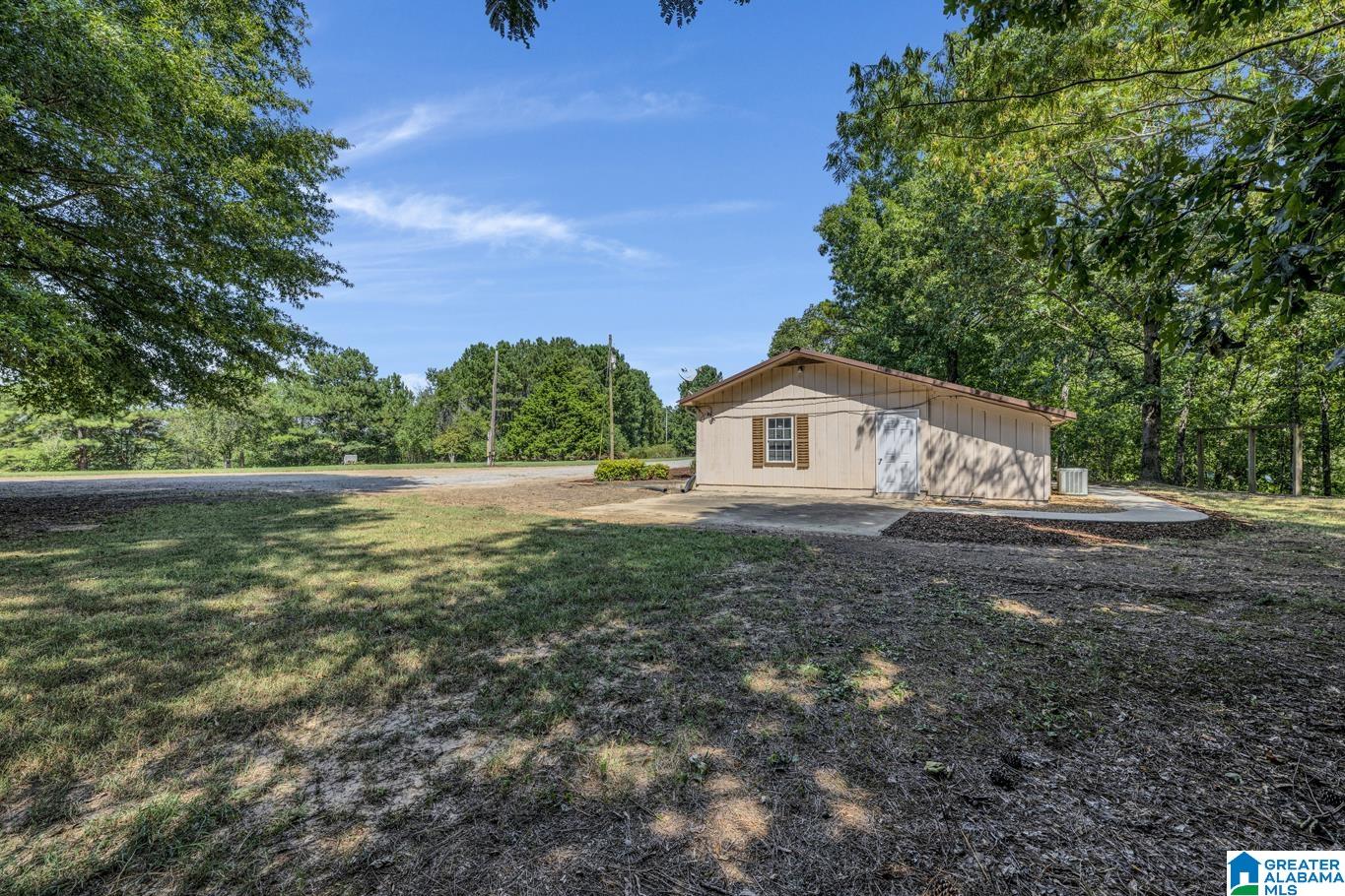 335 Wood Ridge Drive Locust Fork, AL 35097 - Photo 3 of 33