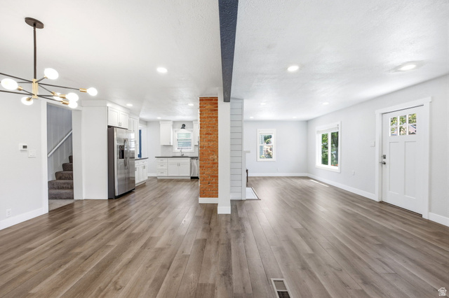 155 East 200 South Bountiful, UT 84010 - Photo 11 of 44