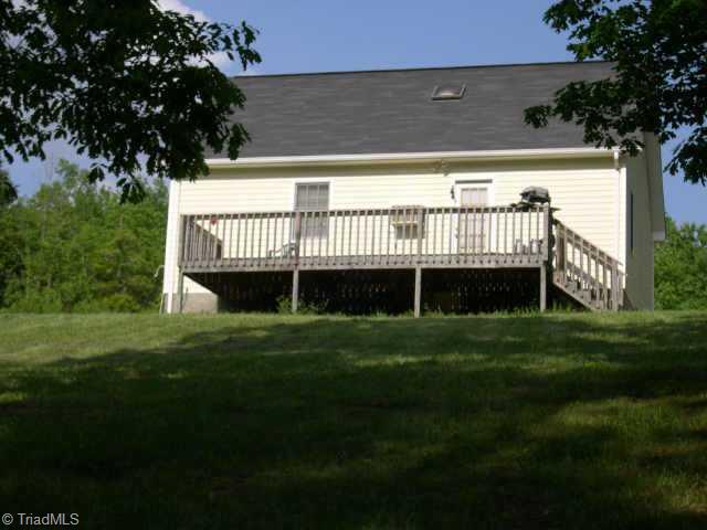 2396 Bethel Road Ronda, NC 28670 - Photo 1 of 9 Exterior Front.