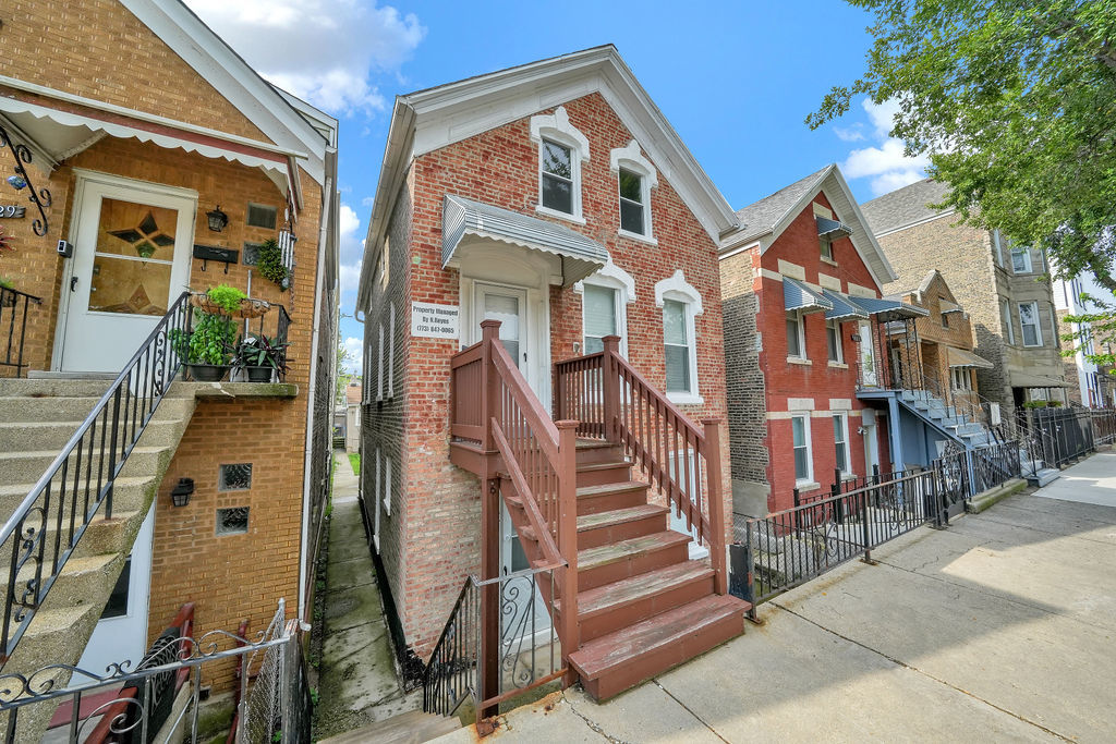 2231 West 23rd Place Chicago, IL 60608 - Photo 2 of 28