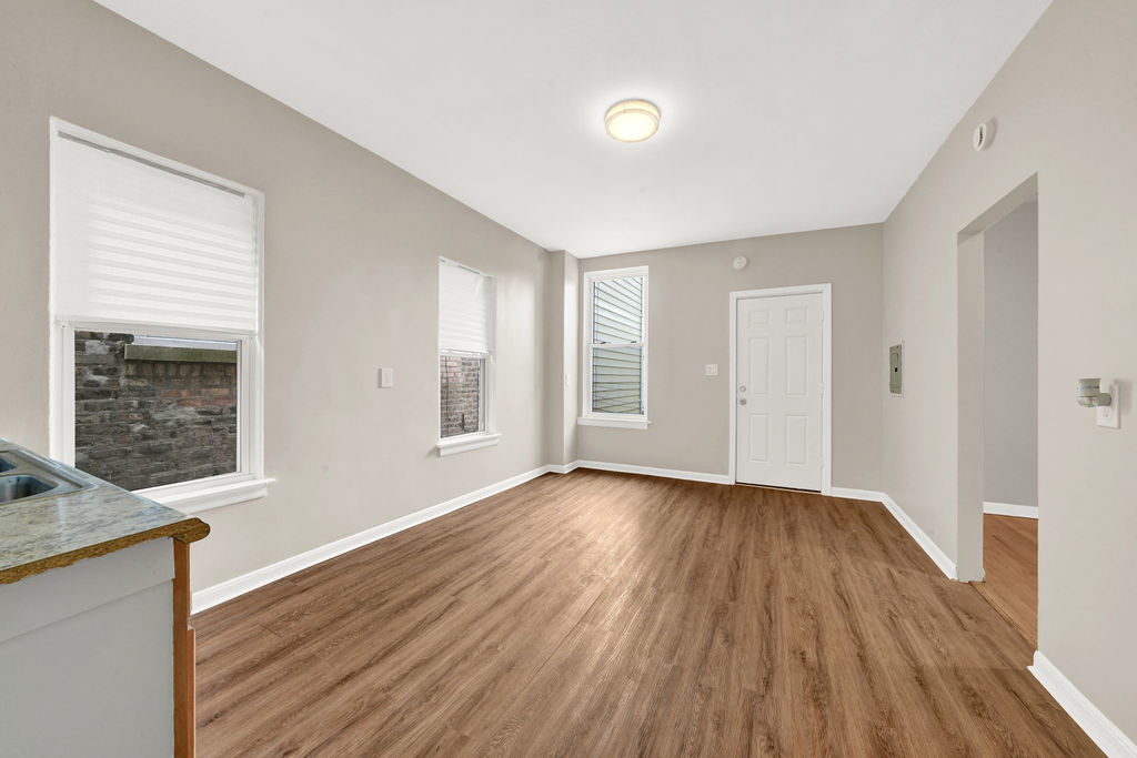 2231 West 23rd Place Chicago, IL 60608 - Photo 7 of 28