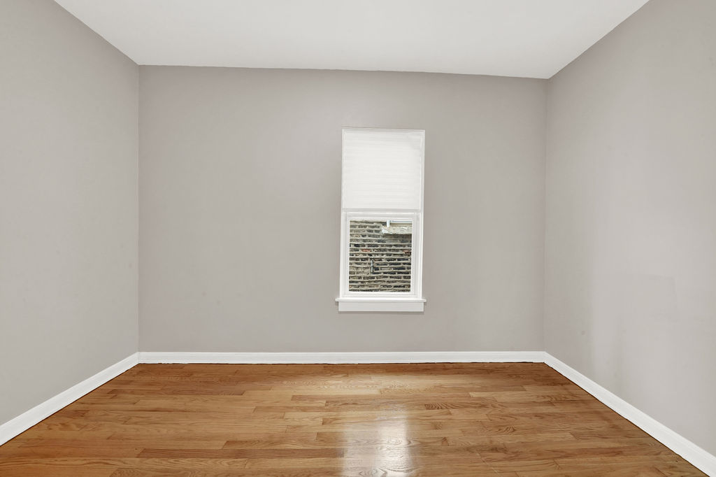 2231 West 23rd Place Chicago, IL 60608 - Photo 9 of 28