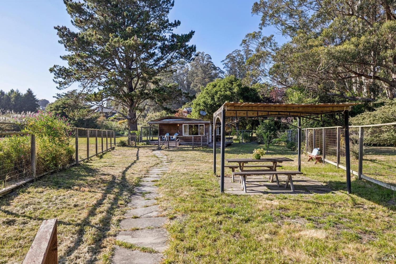 5 Lauff Ranch Road Bolinas, CA 94924 - Photo 10 of 92