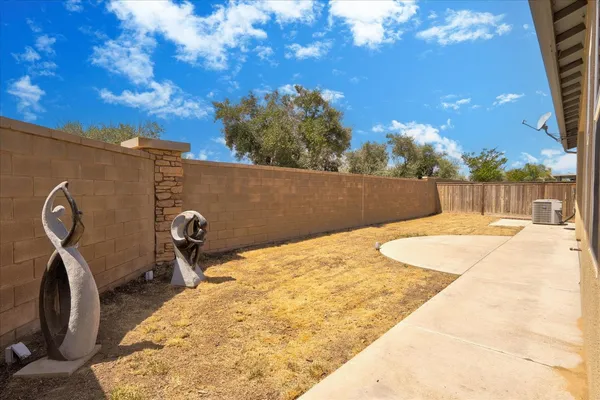 $645,500 | 602 Pinnacle Drive, Madera, CA 93636