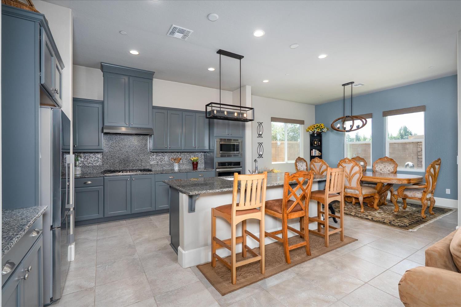 602 Pinnacle Drive Madera, CA 93636 - Photo 9 of 37