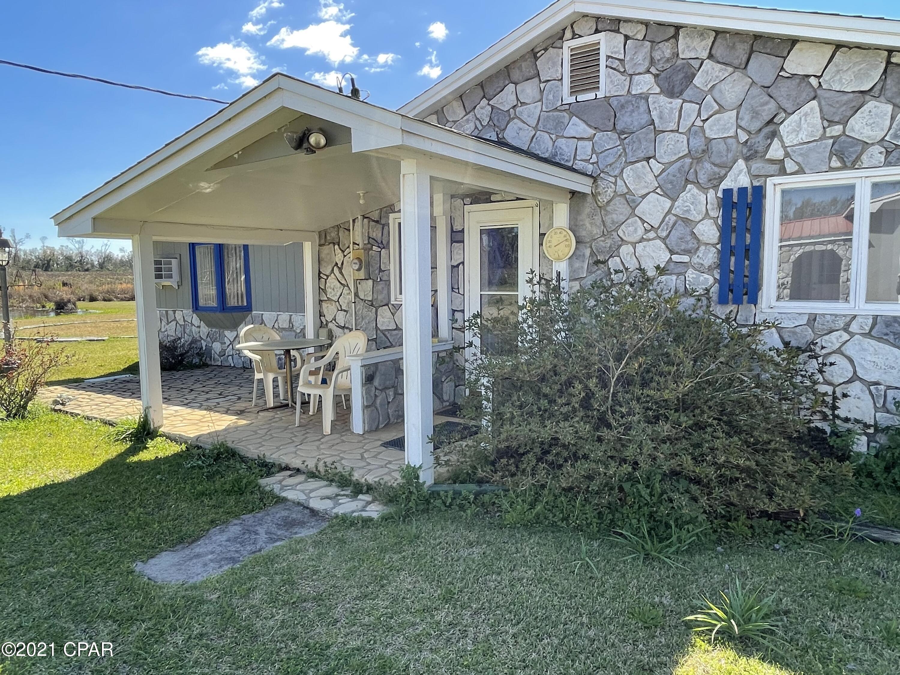 2723 Dilmore Road Cottondale, FL 32431 - Photo 4 of 34