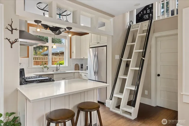 $650,000 | 14034 2nd Avenue Northwest, Unit B, Seattle, WA 98177