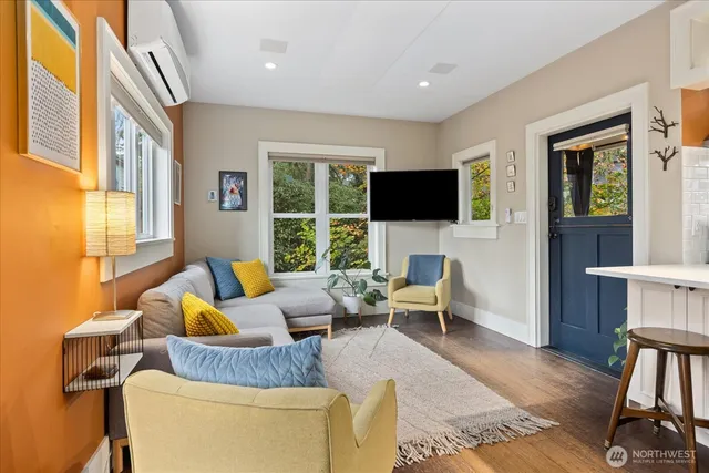 $650,000 | 14034 2nd Avenue Northwest, Unit B, Seattle, WA 98177