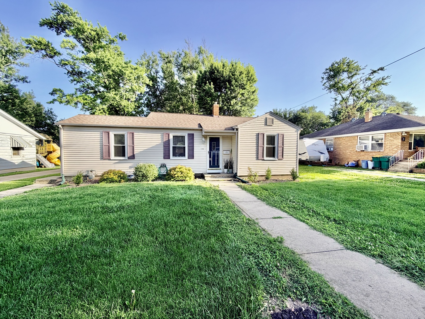 1105 Carroll Street Streator, IL 61364 - Photo 1 of 17