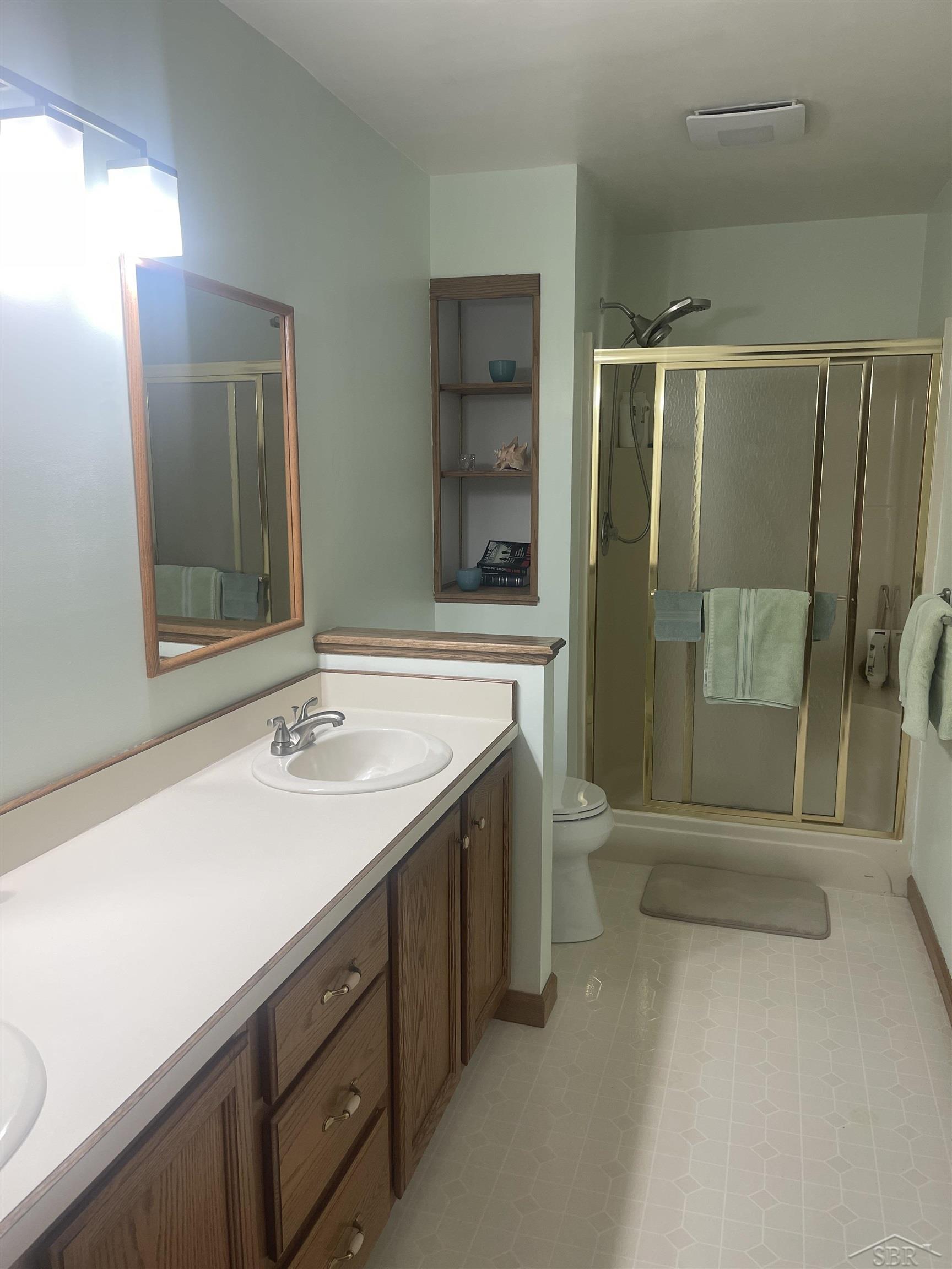 11279 Sarle Road Freeland, MI 48623 - Photo 10 of 23