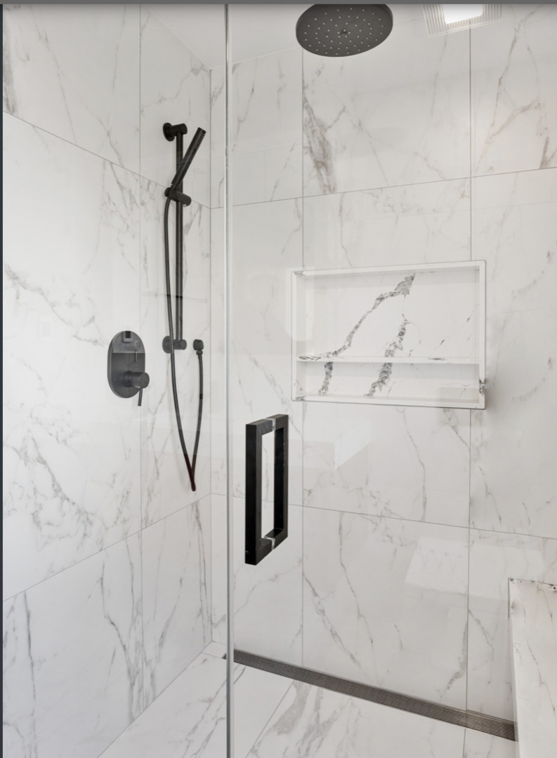 548 Exmoor Road Kenilworth, IL 60043 - Photo 12 of 19 a bathroom with a shower