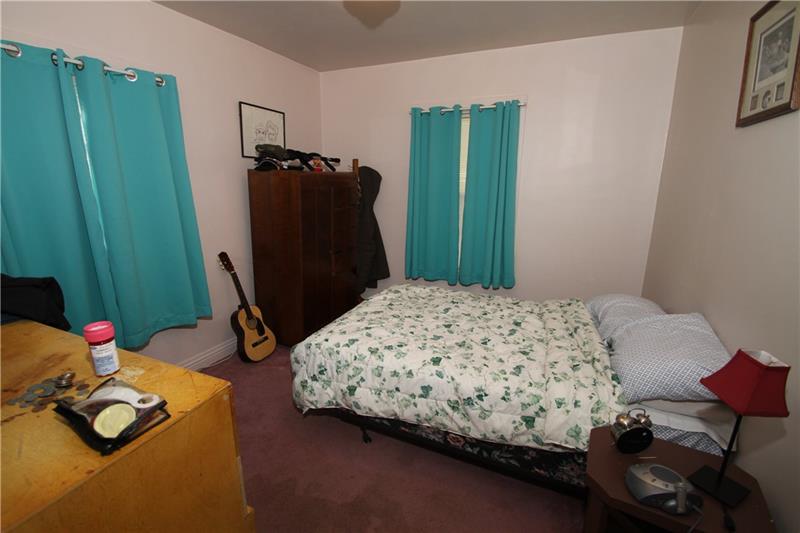 1094 Indiana Road Verona, PA 15147 - Photo 23 of 25 Gallery Image 23