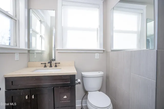 $1,100,000 | 135 Maple Avenue, Saratoga Springs, NY 12866