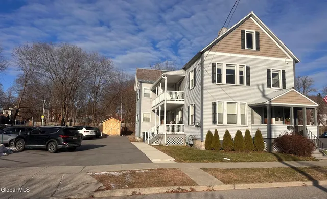 $975,000 | 135 Maple Avenue, Saratoga Springs, NY 12866