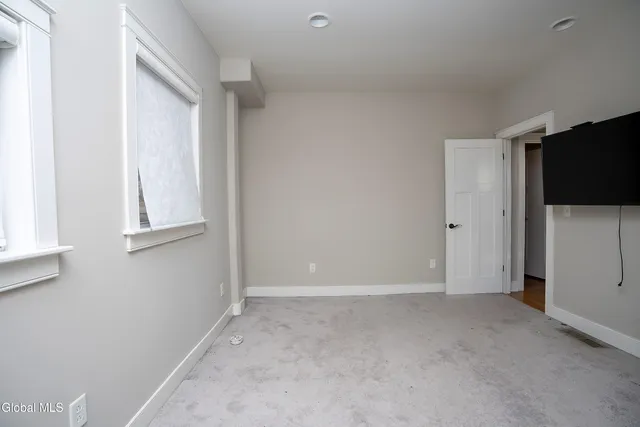 $1,100,000 | 135 Maple Avenue, Saratoga Springs, NY 12866