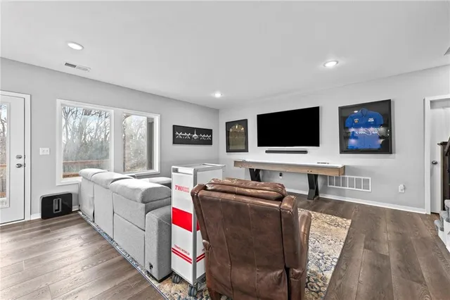 $529,900 | 13295 North Silver Ridge Drive, Platte City, MO 64079