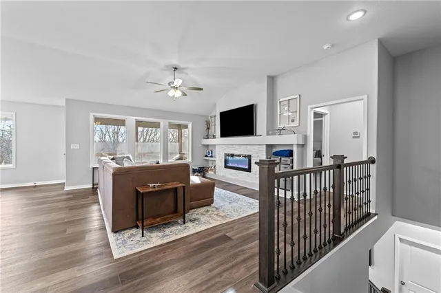 $529,900 | 13295 North Silver Ridge Drive, Platte City, MO 64079