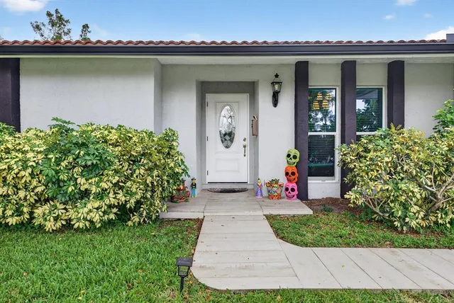 $625,000 | 10775 Northwest 40th Street, Coral Springs, FL 33065