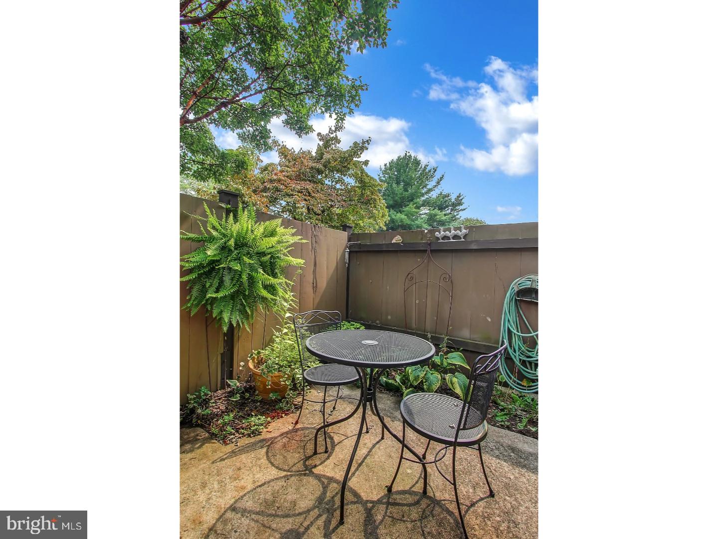 134 Merion Lane Reading, PA 19607 - Photo 22 of 24 Patio