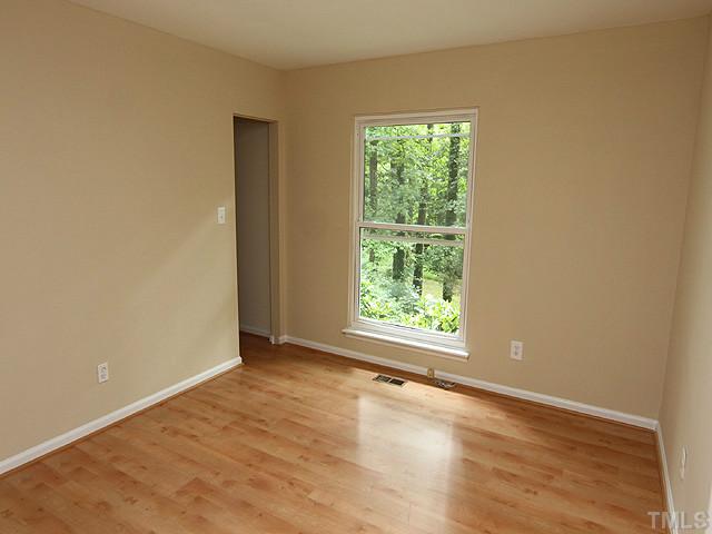 5404 Shadowbrook Drive Raleigh, NC 27612 - Photo 14 of 25 Gallery Image 14