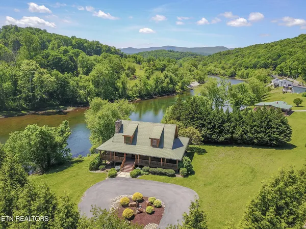 $895,000 | 125 Lovely Bluff Road, Rocky Top, TN 37769