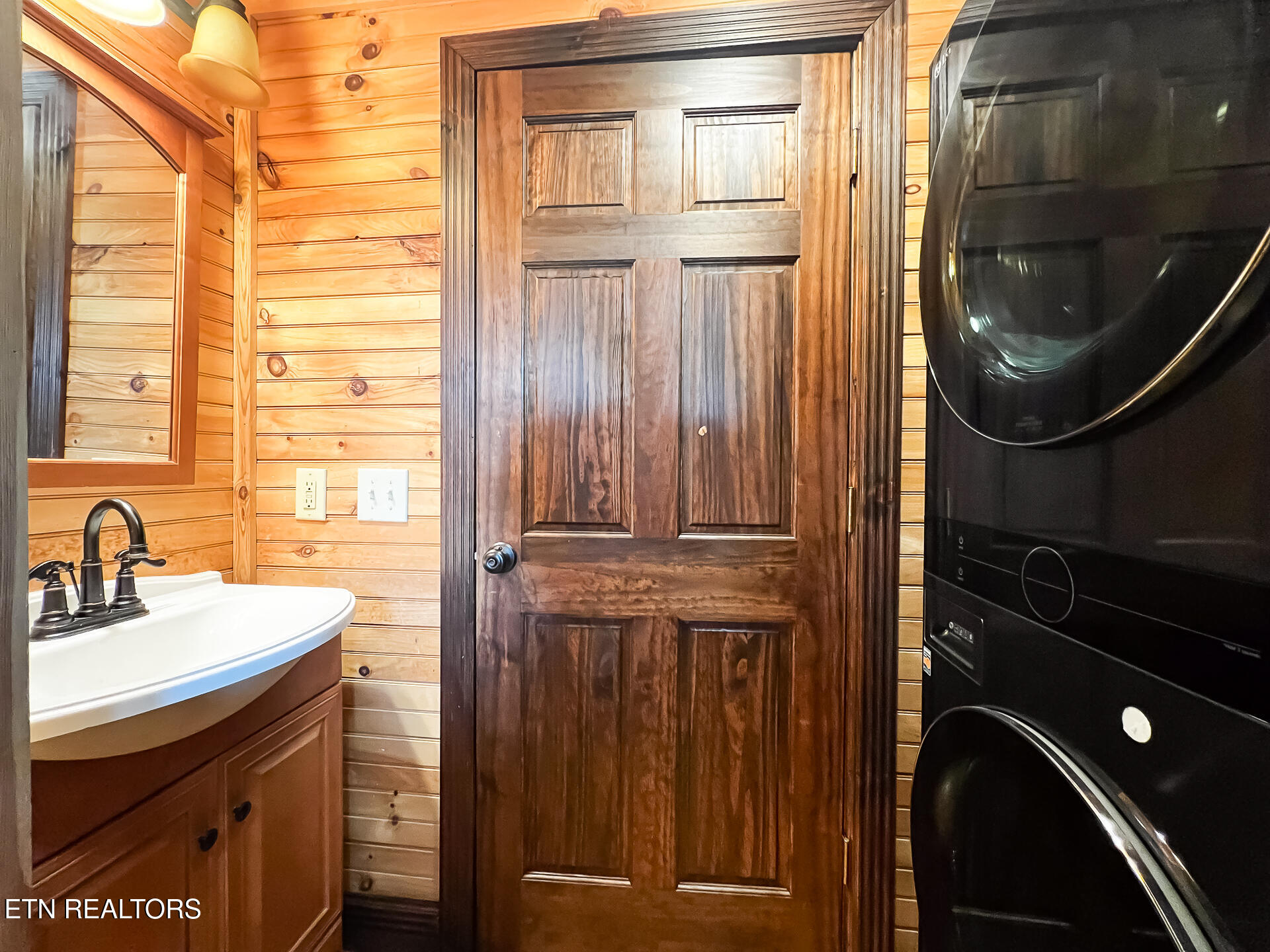 125 Lovely Bluff Road Rocky Top, TN 37769 - Photo 22 of 55 125 Lovely Bluff Road - -51