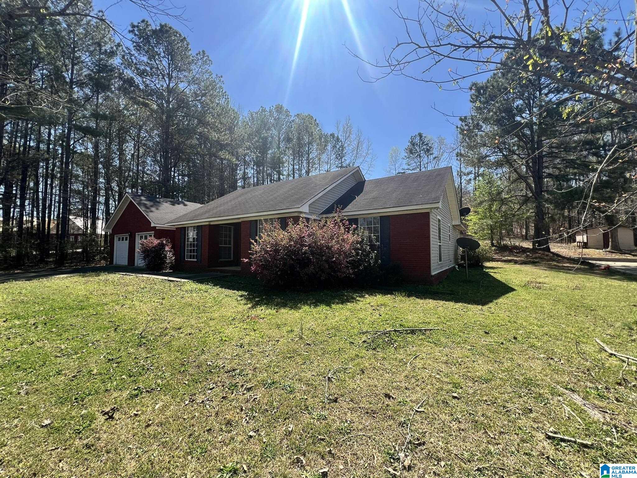 76 Oakview Circle Sylacauga, AL 35151 - Photo 2 of 19