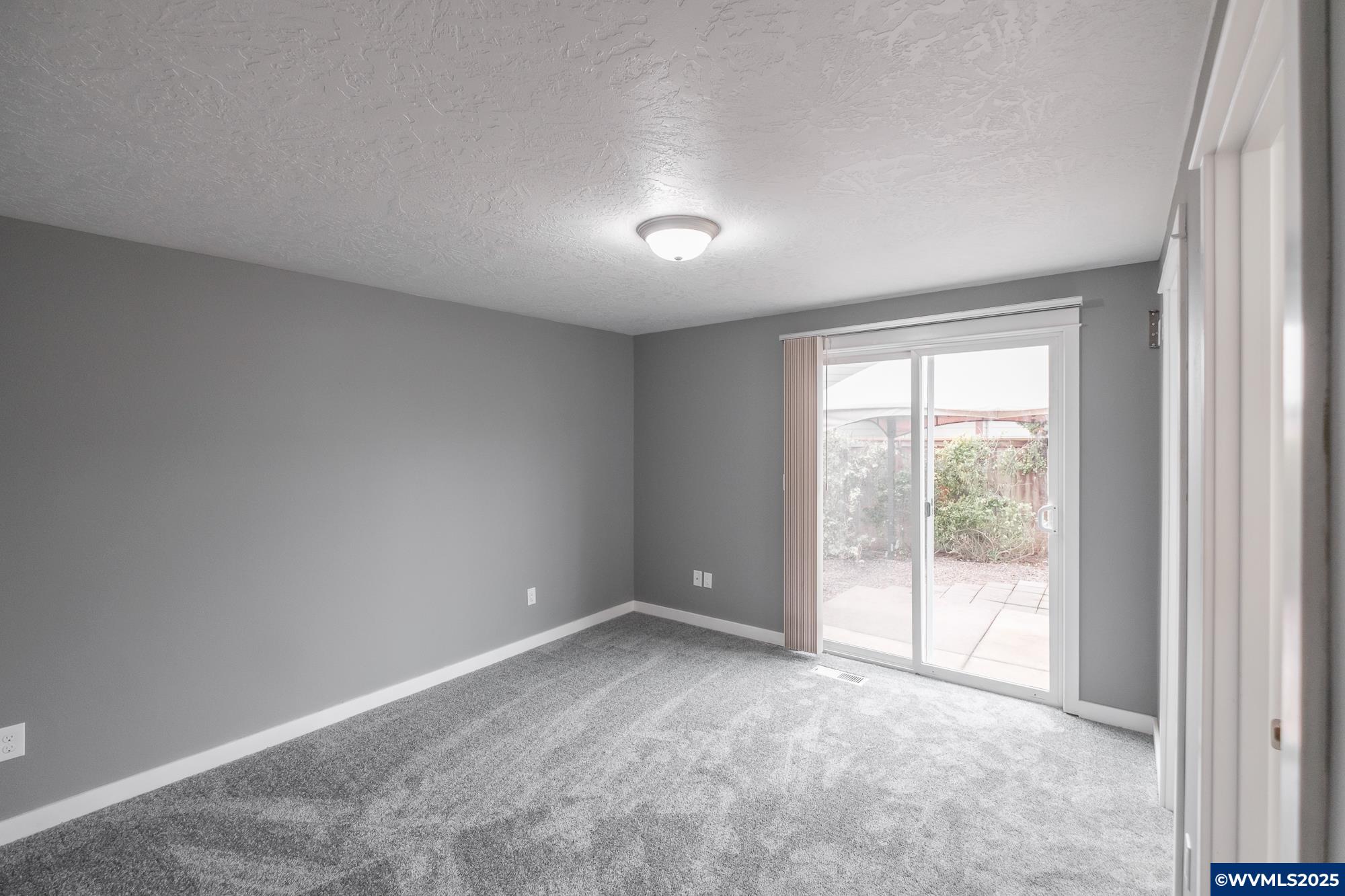 528 Northeast Breezy Way Albany, OR 97322 - Photo 24 of 48