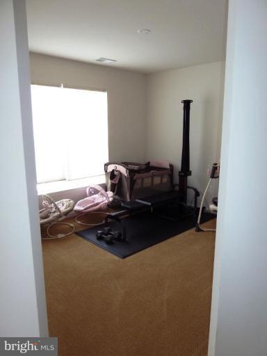 6544 Pebble Brooke Road Baltimore, MD 21209 - Photo 22 of 30 Sitting Room