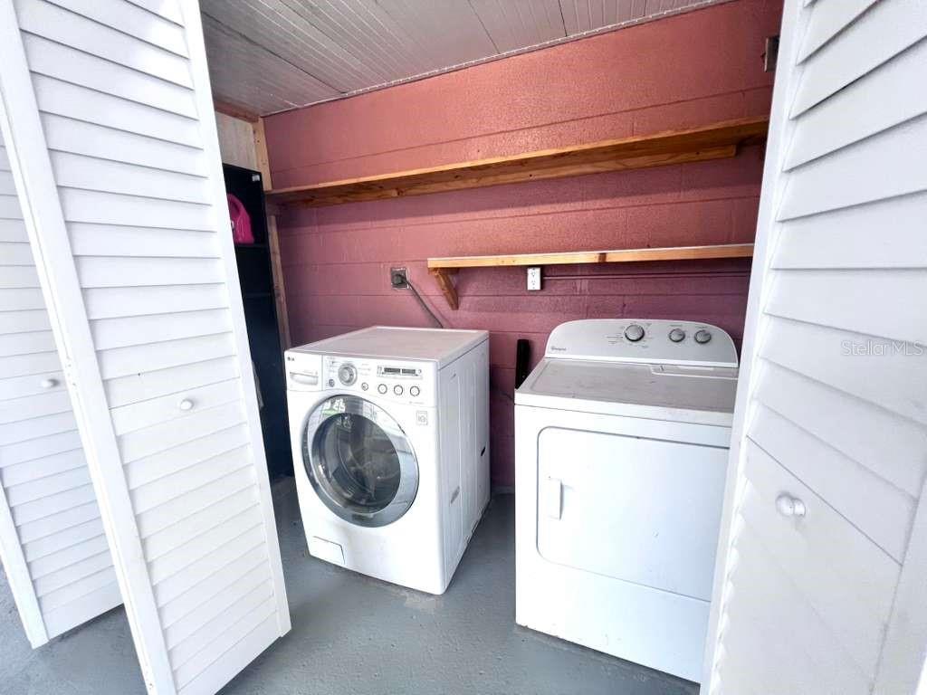 3409 Vorden Street New Port Richey, FL 34655 - Photo 32 of 41 a utility room with dryer and washer