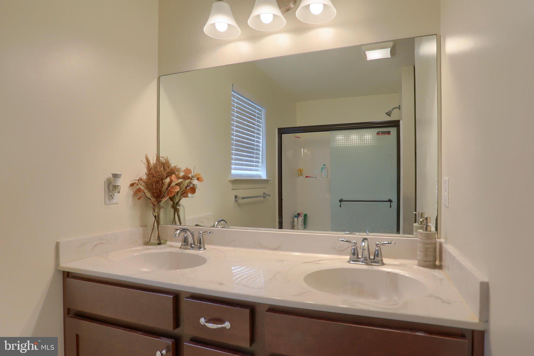 121 Eagle Road Newtown, PA 18940 - Photo 23 of 54