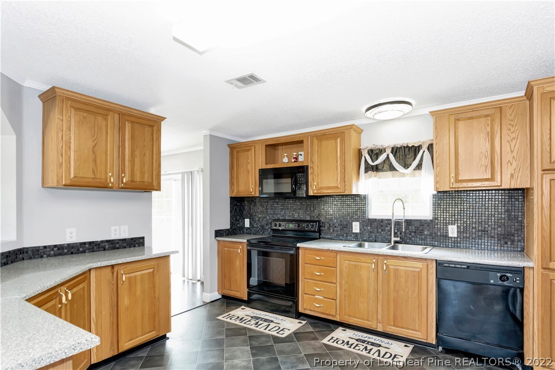3227 Deep Branch Road Lumberton, NC 28360 - Photo 12 of 28 Gallery Image 12