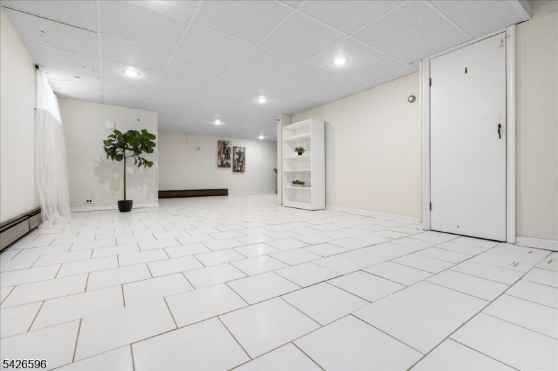 44 Maple Avenue Flemington, NJ 08822 - Photo 20 of 28