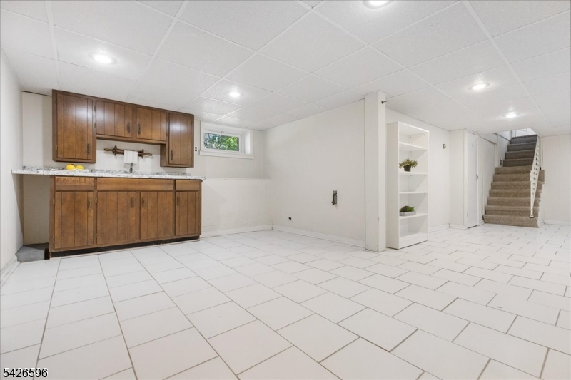 44 Maple Avenue Flemington, NJ 08822 - Photo 21 of 28