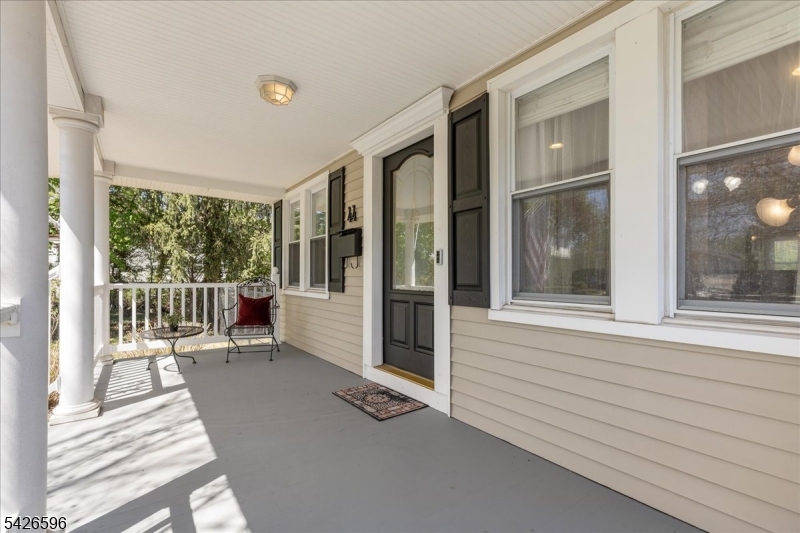 44 Maple Avenue Flemington, NJ 08822 - Photo 5 of 28